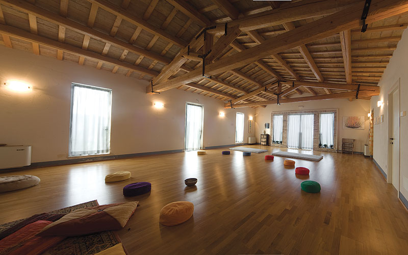 corsi di yoga ad ancona